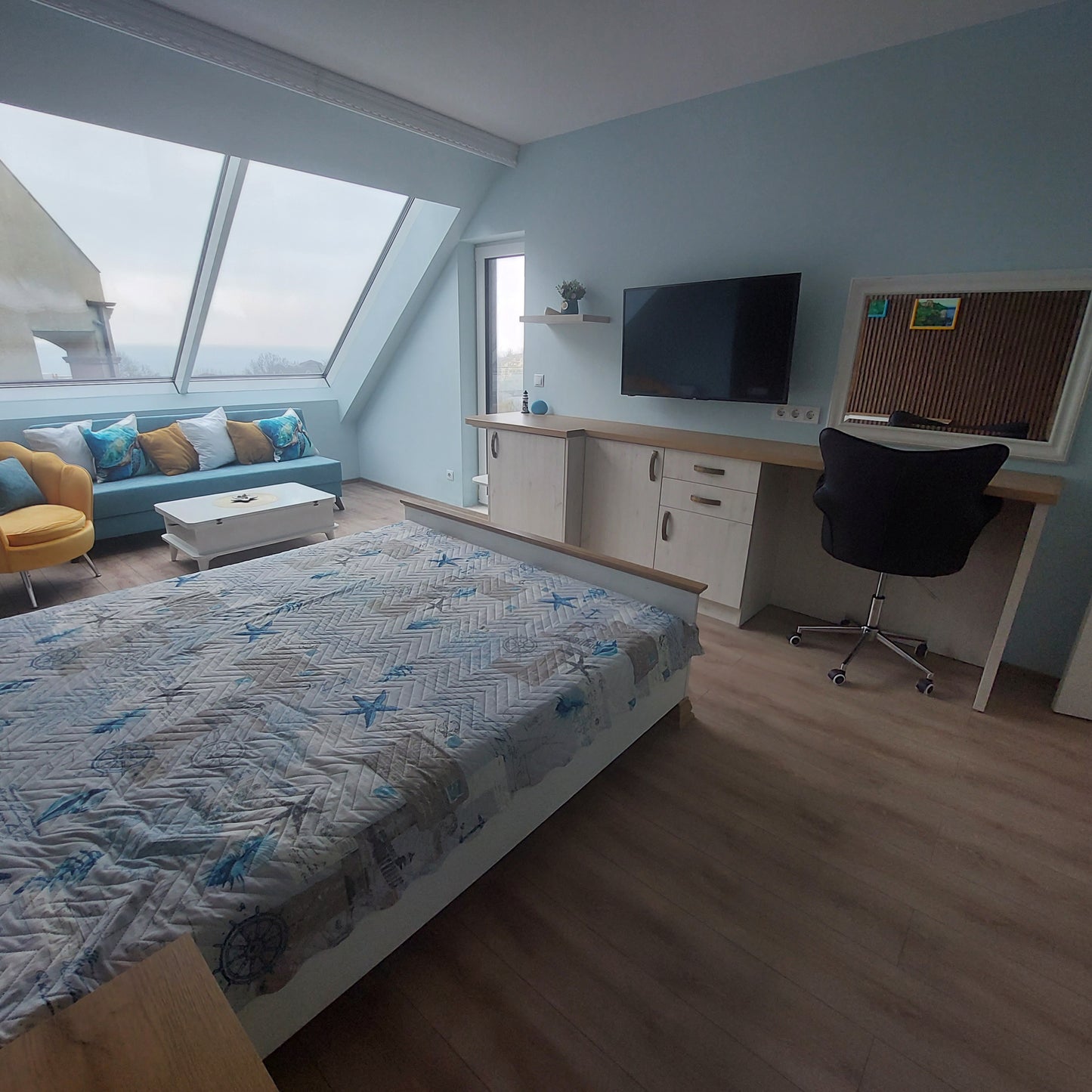 Blue Lagoon Apartment
