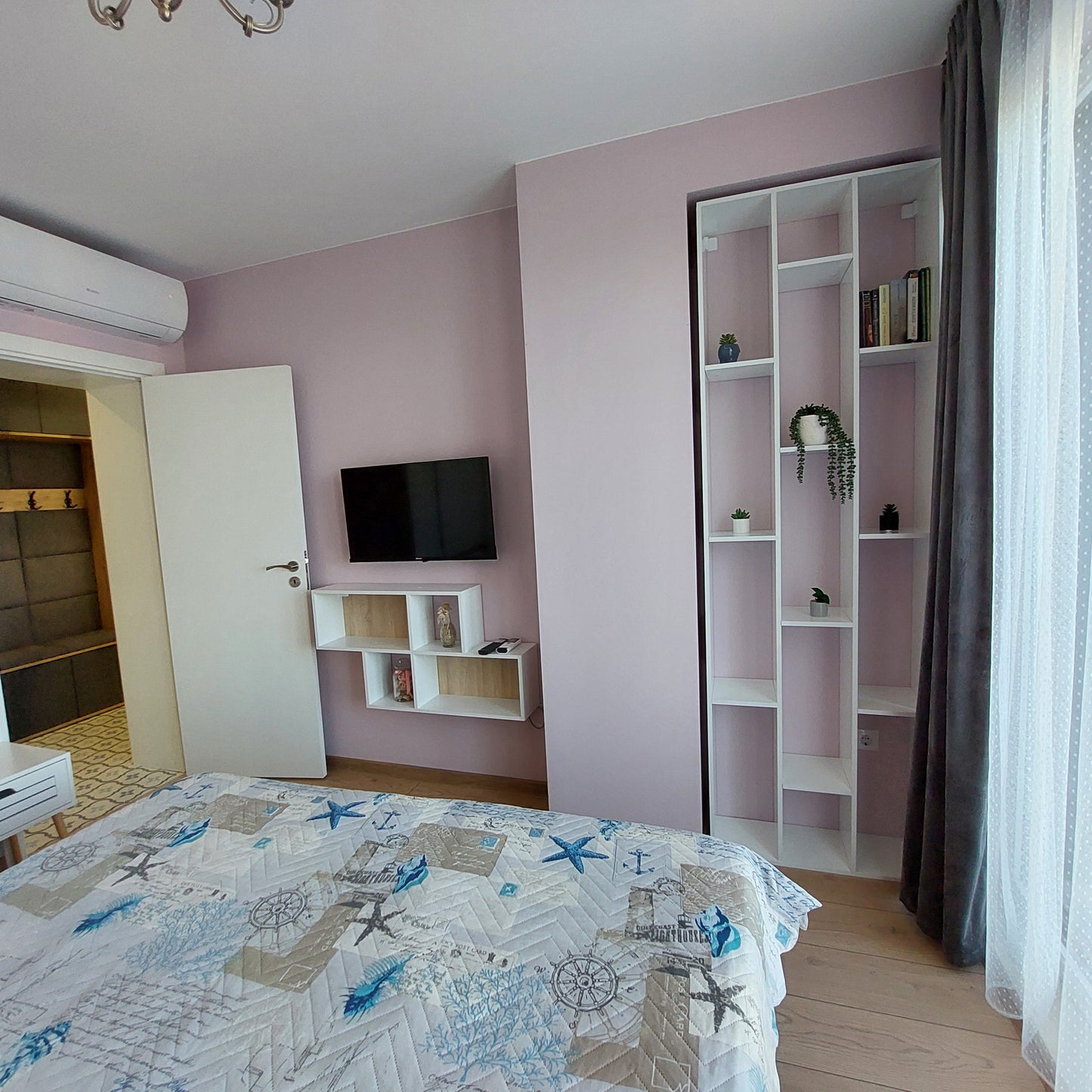 Blue Lagoon Apartment