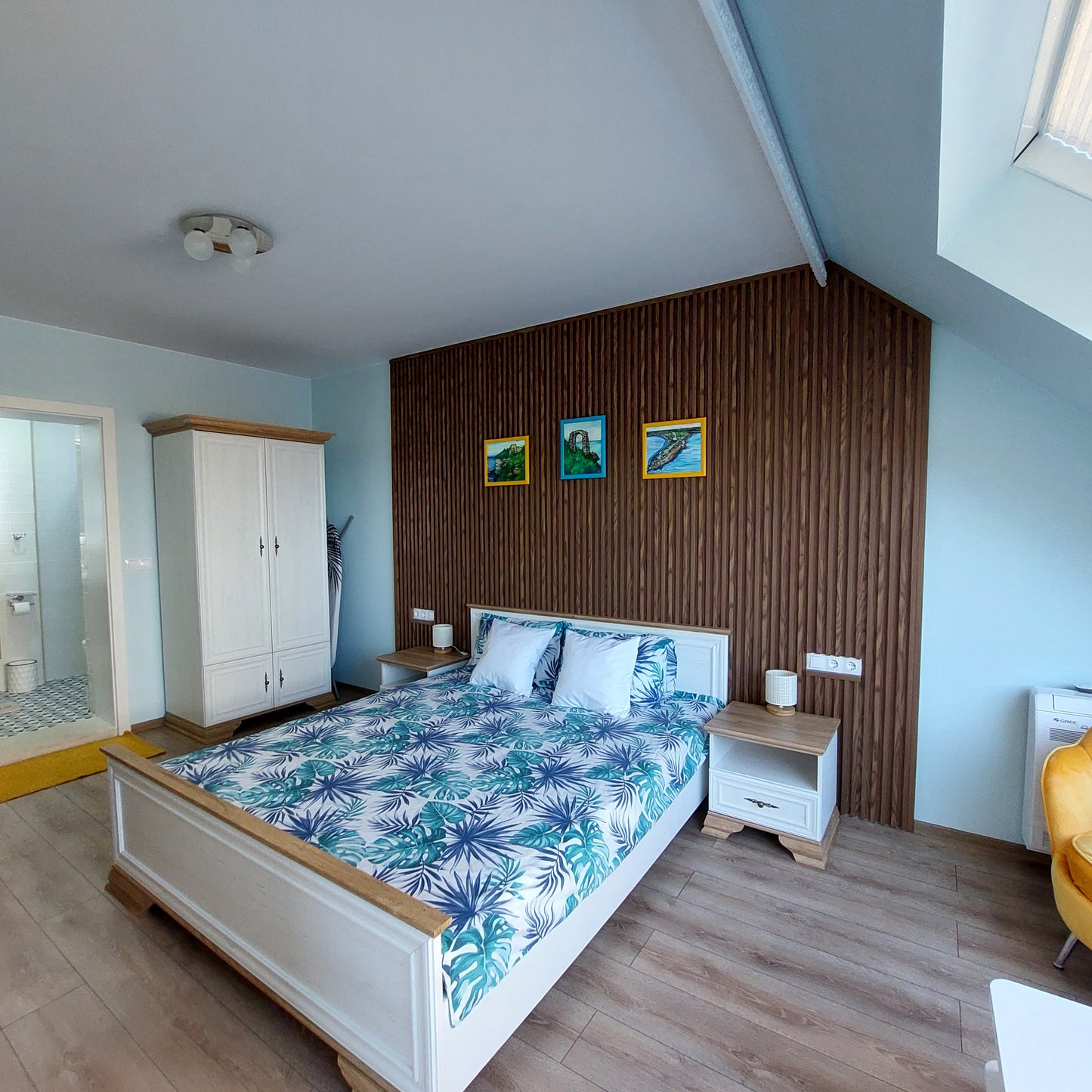 Blue Lagoon Apartment