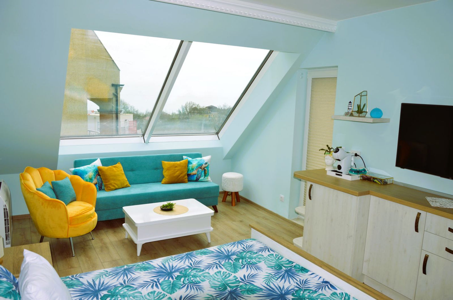Blue Lagoon Apartment